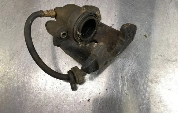Volkswagen Golf II Front brake caliper