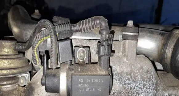 Opel Astra G Turbo solenoid valve 72190340