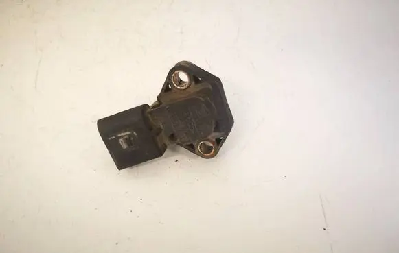 Volkswagen Golf IV Air pressure sensor 0281002177