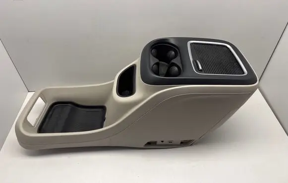 Chrysler Pacifica Center console 5RJ90TRMAA 5WX941D2AC 89H989HM