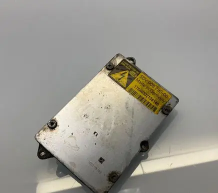 Mercedes-Benz E W211 Headlight ballast module Xenon 5DV00829000 17540307105140