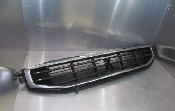 Peugeot 508 Front grill 9807631077 1492358X