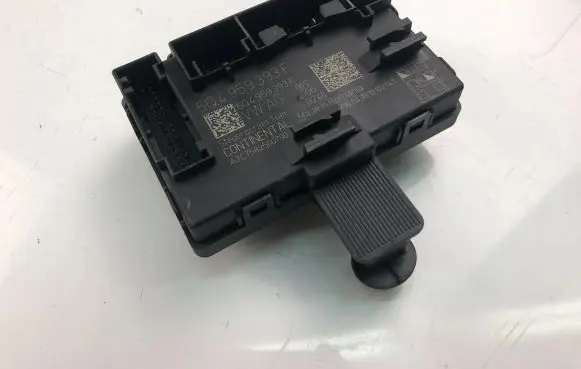 Skoda Octavia Mk2 (1Z) Other control units/modules 5Q4959393F