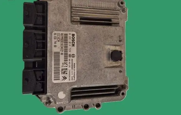 Citroen C4 I Engine control unit/module 9653958980 9665674480 0281014729