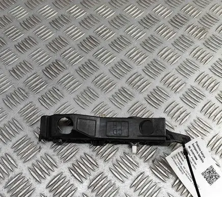 KIA Ceed Front bumper mounting bracket 86513J7000 86515J7000