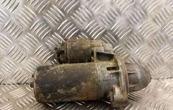 Mercedes-Benz E W210 Starter motor 0001108003 1005821056