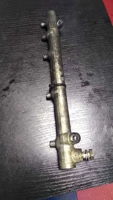 Mercedes-Benz Vito Viano W639 Fuel main line pipe 6110700395
