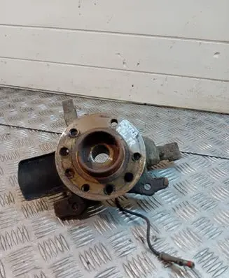 Opel Astra H Front wheel bearing hub 1617480