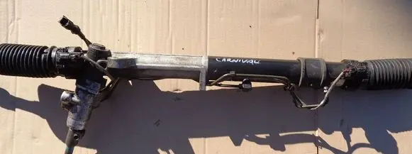 KIA Carnival Steering rack mounting bracket 577004D500