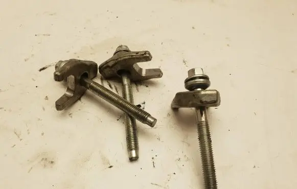 Fuel Injector clamp holder