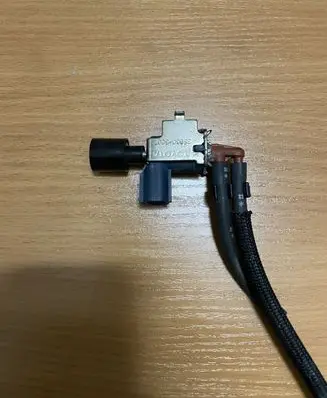 Toyota Hilux (AN10, AN20, AN30) Vacuum valve 2586030070