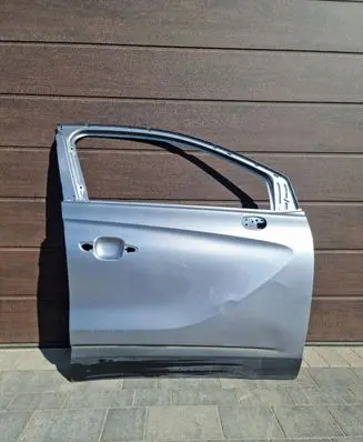 Opel Crossland X Front door