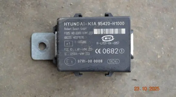 Hyundai Santa Fe Immobilizer control unit/module 95420H1000 97RI000008 630271576