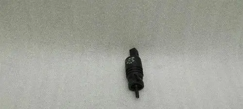 BMW Z4 E85 E86 Windscreen/windshield washer pump 8362154