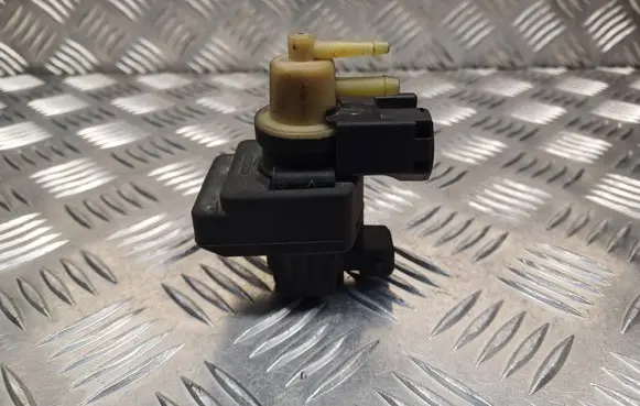 Renault Scenic II - Grand scenic II Turbo solenoid valve 8200486264 70115200