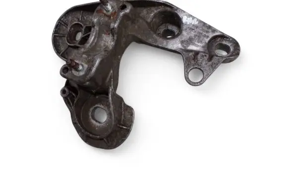 Audi A6 S6 C6 4F Engine mounting bracket 4F0199351E