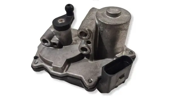 Volkswagen Touareg II Intake manifold valve actuator/motor 059129086L 1019809S06 A2C53289031