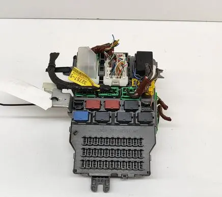 Honda Accord Fuse module 38200SEFE43