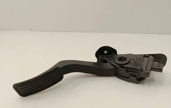Tesla Model S Accelerator throttle pedal BE5C9F836AA 6PV93337017 6PV933370