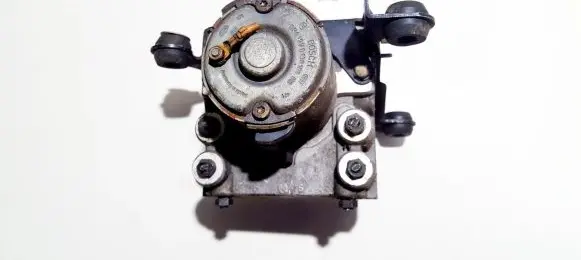 Audi A4 S4 B5 8D ABS Pump 0265214002 8d0614111