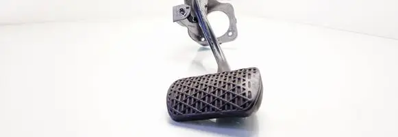Mercedes-Benz E W211 Brake pedal A2112900719