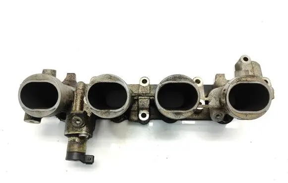 Alfa Romeo 147 Intake manifold