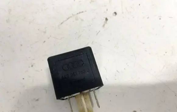 Audi A6 S6 C5 4B Other relay 443951253 899511000