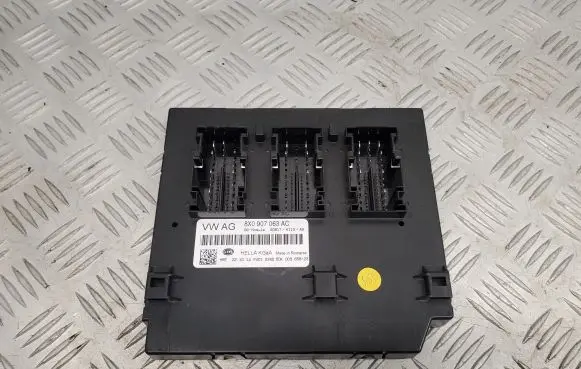 Audi Q3 8U Other control units/modules 8X0907063AC