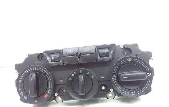 Skoda Octavia Mk2 (1Z) Climate control unit 1Z0820047M 5HB00886411