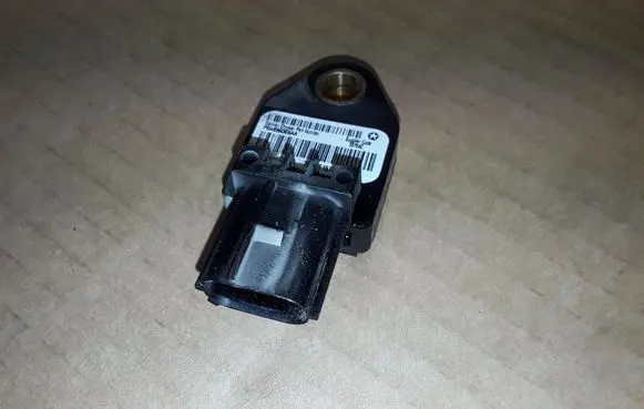 Dodge Nitro Airbag deployment crash/impact sensor P04896065AA