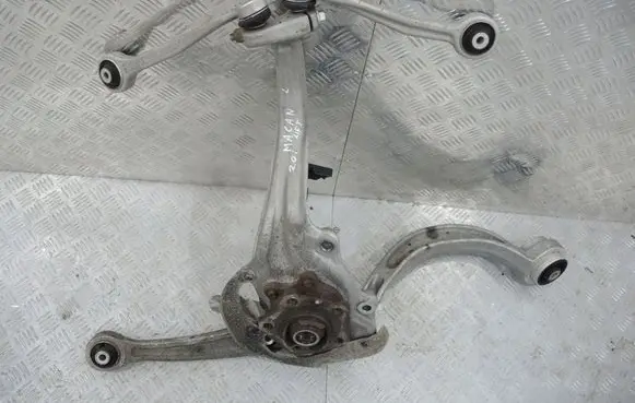 Porsche Macan (95B) Stub axle 