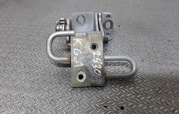 Audi A6 S6 C6 4F Rear door lower hinge 8E0833411