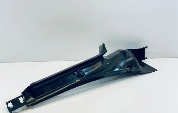 Volkswagen Golf VII Other engine bay part 5G1815159B