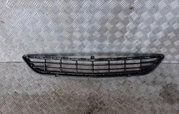 Opel Mokka Front bumper upper radiator grill