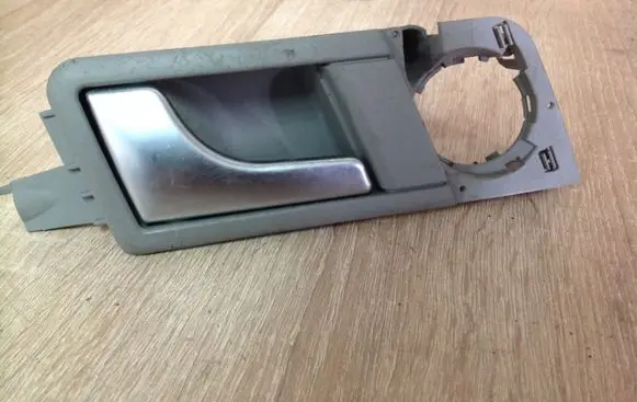 Audi A2 Front door interior handle 8Z0839019C