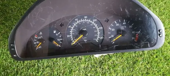 Mercedes-Benz C W202 Speedometer (instrument cluster) 2025406548 2025406147