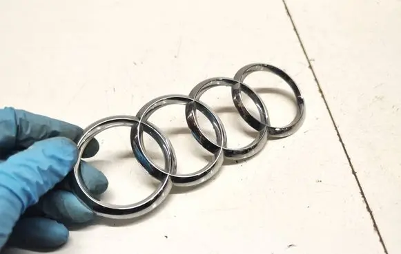 Audi A5 Manufacturers badge/model letters 