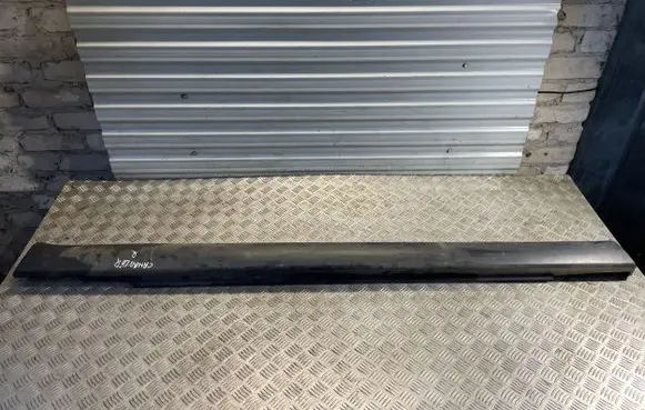 Jeep Commander Sill