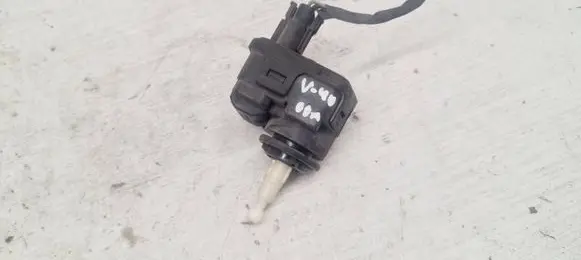 Volvo S40, V40 Headlight level adjustment motor 00728232