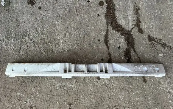 Nissan Murano Z50 Front bumper foam support bar 