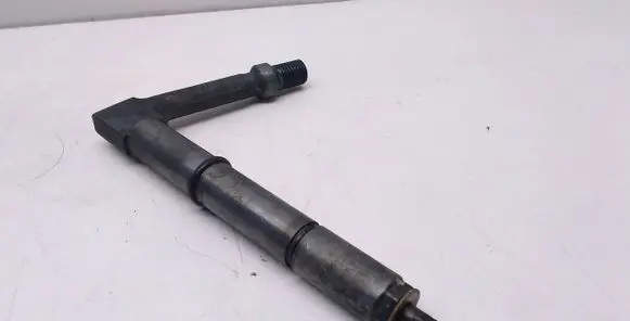 Nissan Almera Tino Fuel injector 484391