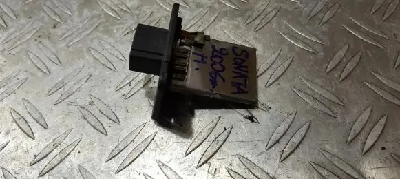 Hyundai Sonata Heater blower motor/fan resistor