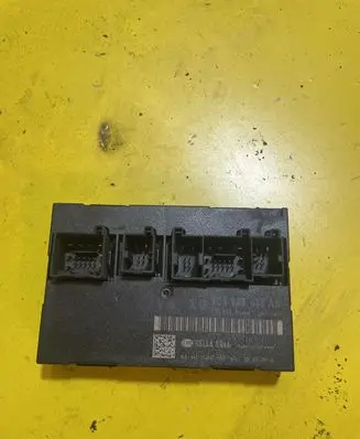 Peugeot 307 Comfort/convenience module 3C0959433