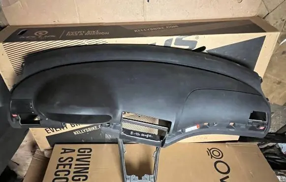BMW 3 E46 Dashboard 8222255 E28886K