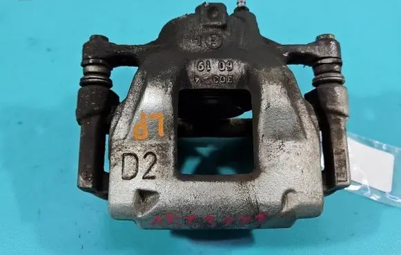 Toyota Auris E180 Front brake caliper IMPRK1553272
