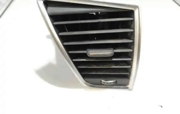 Audi Q5 SQ5 Dashboard side air vent grill/cover trim 8R2820902F E11522A00