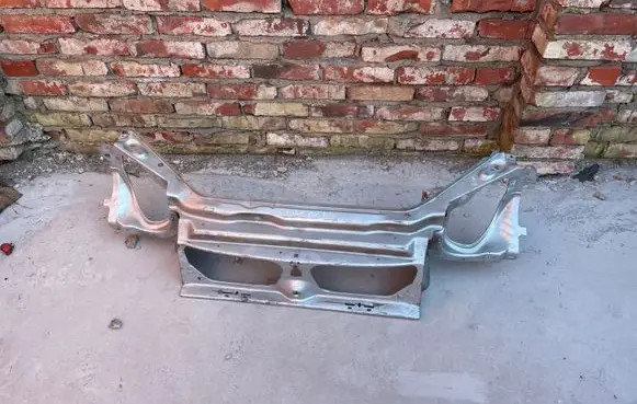 Renault Kangoo I Radiator support slam panel 8159843E
