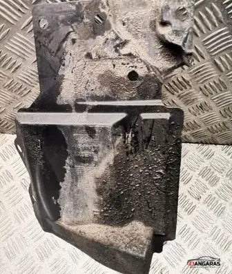 Nissan Qashqai Front underbody cover/under tray 64838JD00A