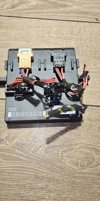 Audi A4 S4 B6 8E 8H Comfort/convenience module 8E0907279C