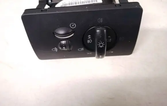 Ford Mondeo Mk III Light switch 1s7t13a024ab